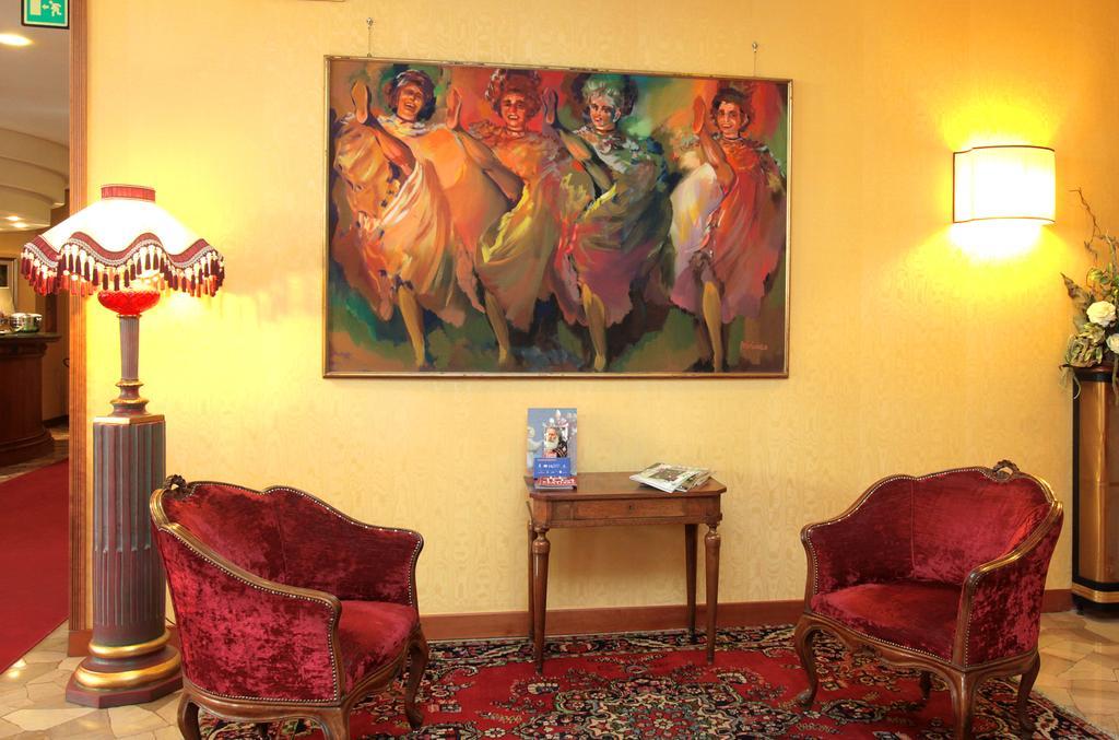 Hotel De Paris Terni Esterno foto