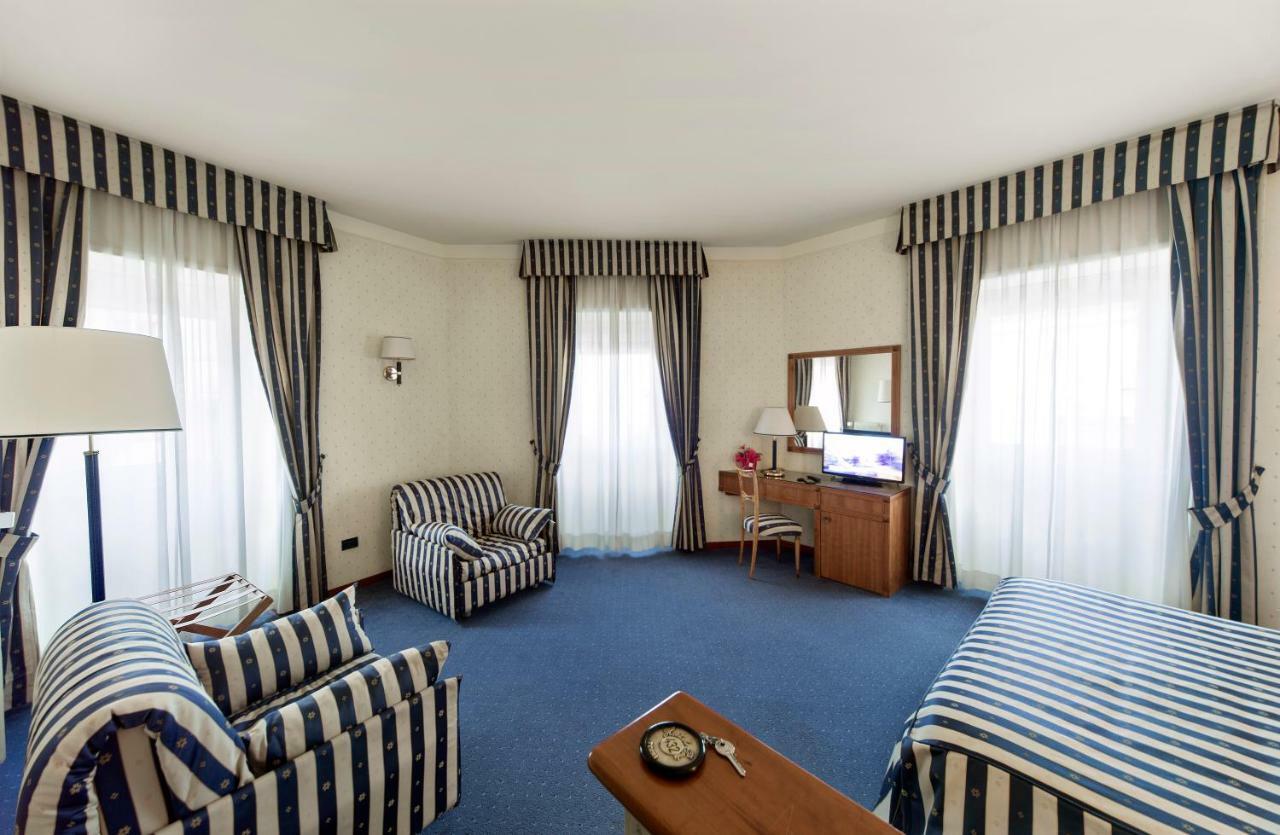 Hotel De Paris Terni Esterno foto